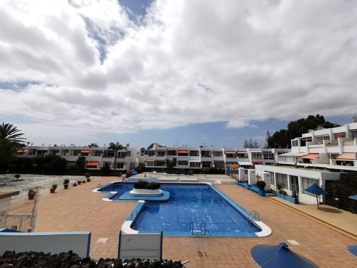 Sunny Apt With Terrace Coastal Area South Arona أرونا المظهر الخارجي الصورة