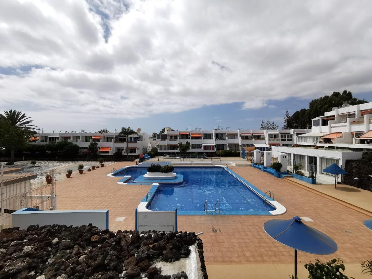 Sunny Apt With Terrace Coastal Area South Arona أرونا المظهر الخارجي الصورة