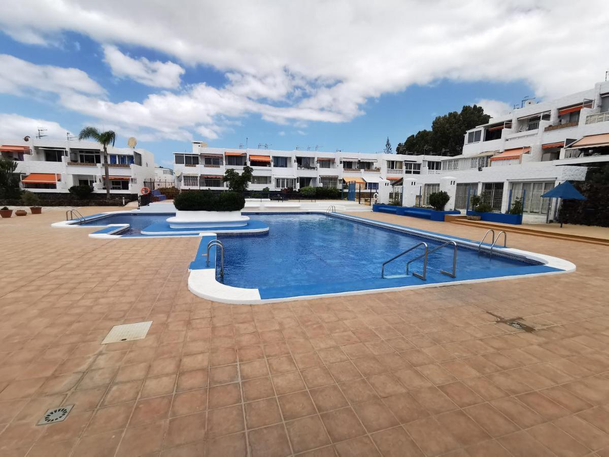 Sunny Apt With Terrace Coastal Area South Arona أرونا المظهر الخارجي الصورة